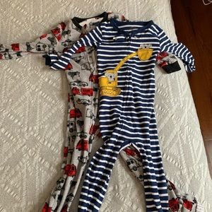 Carters footie pajamas 4T
